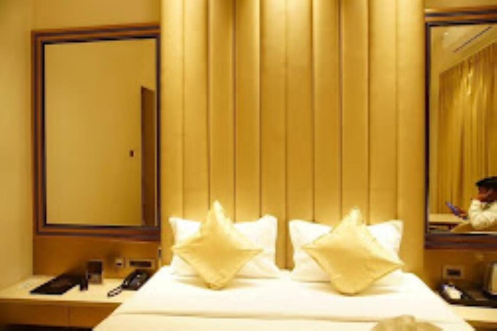 Red Orchid Hotel Kanpur Exterior foto